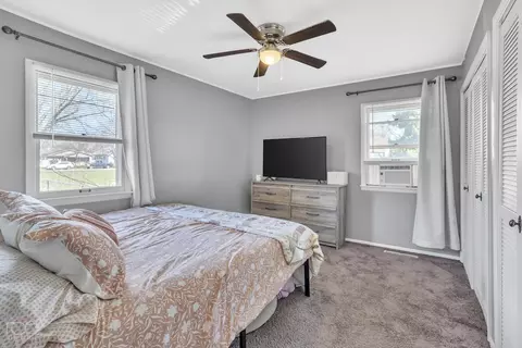 Bedroom - 656 N 10th Ave, Kankakee, IL 60901 photo 2 of 3