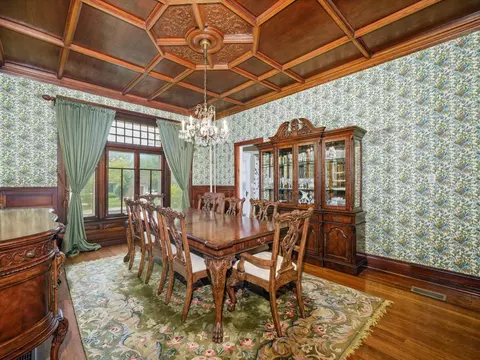 Dining - 140 Lawton Rd, Riverside, IL 60546 photo 1 of 2