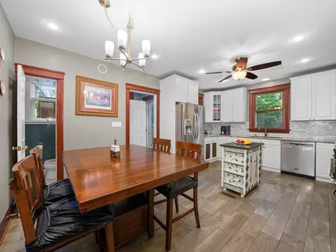 Dining - 140 Lawton Rd, Riverside, IL 60546 photo 2 of 2