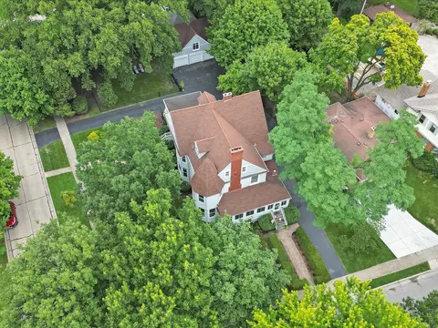 View/Area - 140 Lawton Rd, Riverside, IL 60546 photo 1 of 1