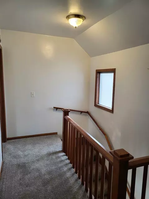Entry Way - 401 W Everett St, Dixon, IL 61021 photo 2 of 2