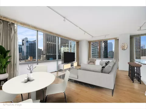 8 E Randolph St #2808, Chicago, IL 60601 photo 2