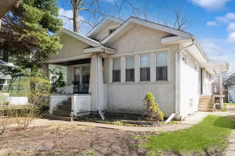 1005 N 6th Ave, Maywood, IL 60153