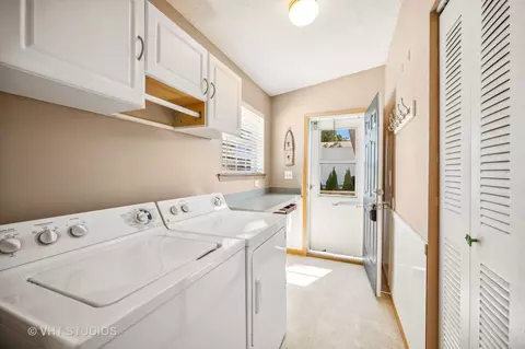 315 3rd St, Northfield, IL 60093 photo 16