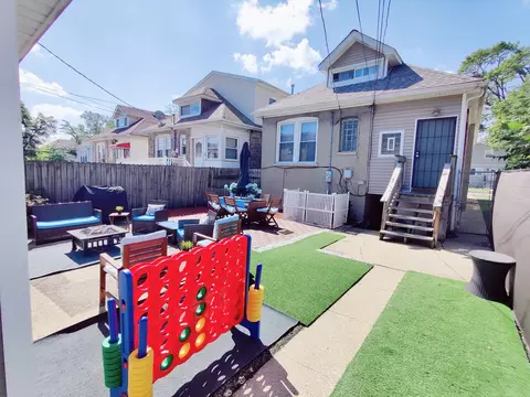 Exterior - Undisclosed, Chicago, IL 60643 photo 2 of 3