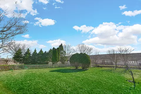 Exterior - 394 Ash Ct, Dekalb, IL 60115 photo 5 of 5