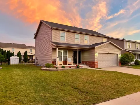 Exterior - 2995 Wolf Creek Ln, Normal, IL 61761 photo 2 of 6