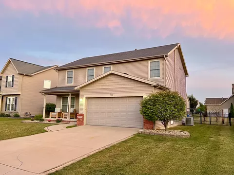 Exterior - 2995 Wolf Creek Ln, Normal, IL 61761 photo 4 of 6