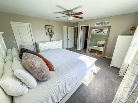 Bedroom - 2995 Wolf Creek Ln, Normal, IL 61761 photo 2 of 8