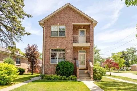 8201 N Olcott Ave, Niles, IL 60714