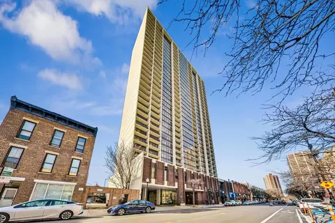 1636 N Wells St #912, Chicago, IL 60614