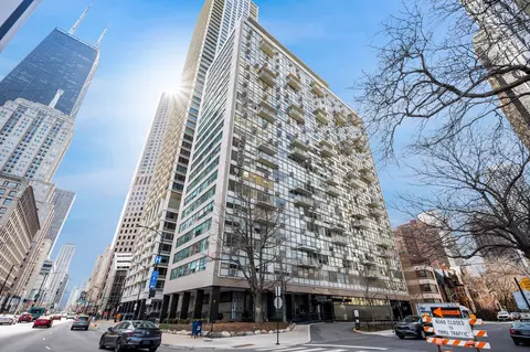 1000 N Lake Shore Dr #1805, Chicago, IL 60611