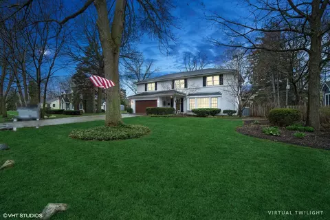 1122 N Patton Ave, Arlington Heights, IL 60004