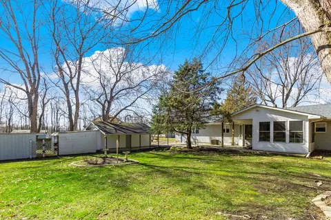 566 Wolverine Ln, Dixon, IL 61021 photo 33