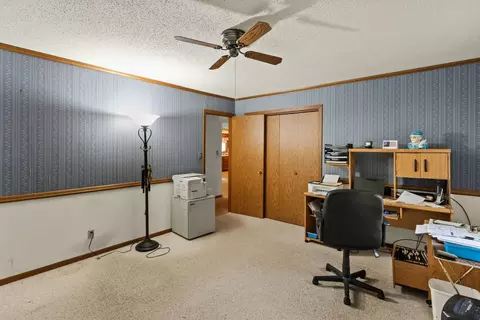 566 Wolverine Ln, Dixon, IL 61021 photo 27
