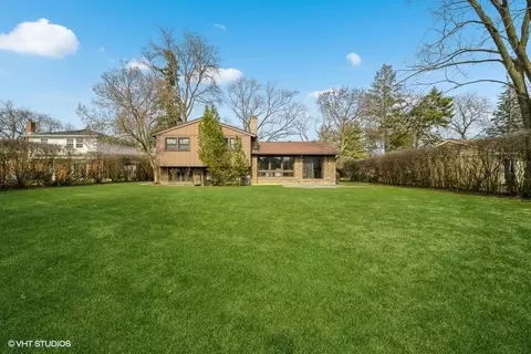 3715 Maple Leaf Dr, Glenview, IL 60026 photo 14