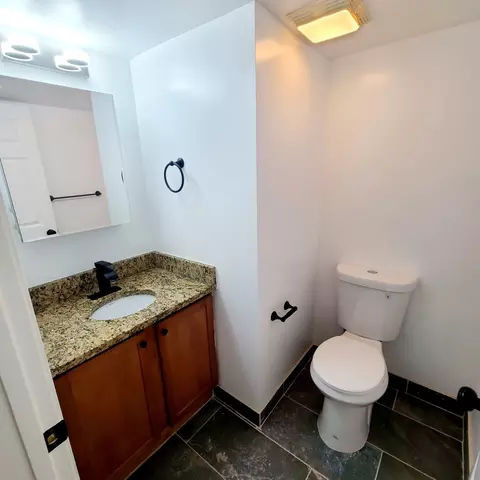 Bath - Undisclosed, Chicago, IL 60645 photo 2 of 3