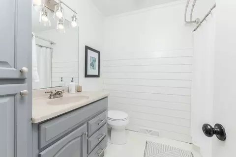 Bath - 1309 E Vernon Ave, Normal, IL 61761 photo 1 of 3