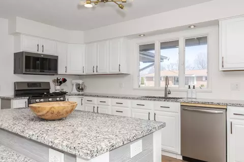 Kitchen - 1309 E Vernon Ave, Normal, IL 61761 photo 2 of 6