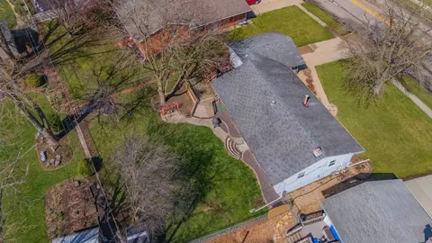 View/Area - 1309 E Vernon Ave, Normal, IL 61761 photo 1 of 6