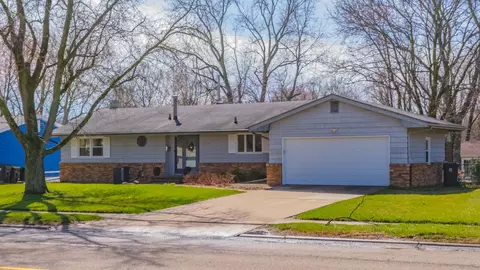 Exterior - 1309 E Vernon Ave, Normal, IL 61761 photo 9 of 9