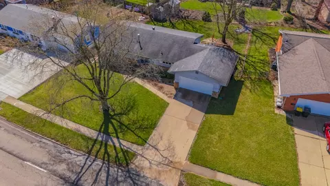 View/Area - 1309 E Vernon Ave, Normal, IL 61761 photo 4 of 6