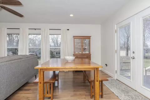 Dining - 1309 E Vernon Ave, Normal, IL 61761 photo 2 of 3