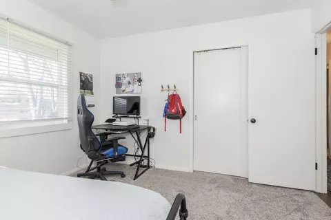 Bedroom - 1309 E Vernon Ave, Normal, IL 61761 photo 6 of 8