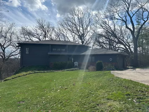 Exterior - 155 Forestview Dr, Elgin, IL 60120 photo 13 of 13