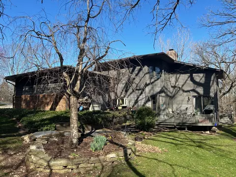 Exterior - 155 Forestview Dr, Elgin, IL 60120 photo 7 of 13