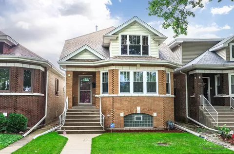 7835 W Elmgrove Dr, Elmwood Park, IL 60707