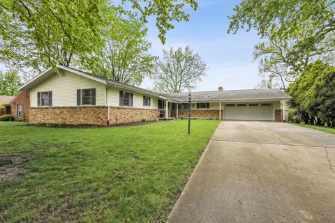 1725 Georgetown Dr, Champaign, IL 61821