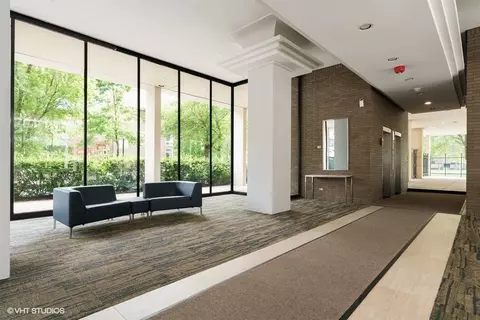 1450 E 55th Pl #421S, Chicago, IL 60637 photo 2