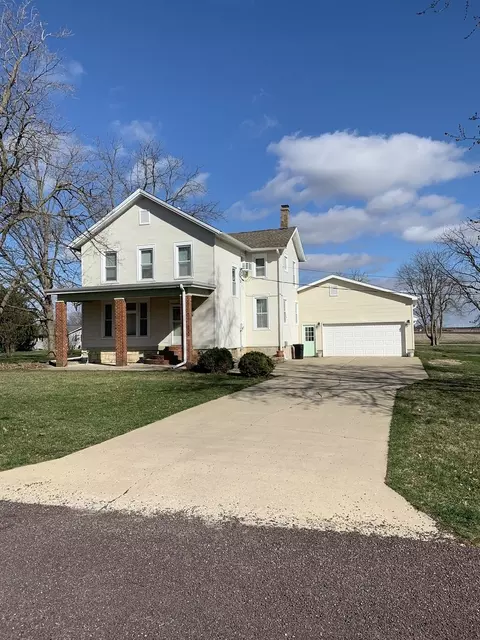 Exterior - 783 E 5th St, El Paso, IL 61738 photo 3 of 11