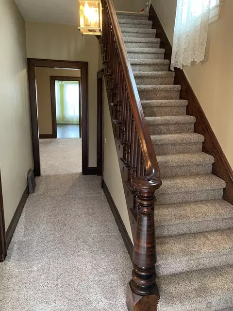 Entry Way - 783 E 5th St, El Paso, IL 61738 photo 1 of 6