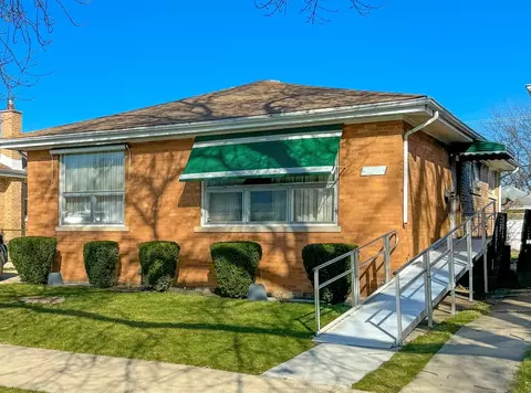 4841 N Mont Clare Ave, Chicago, IL 60656