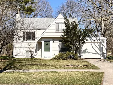 964 Waverly Rd, Glen Ellyn, IL 60137