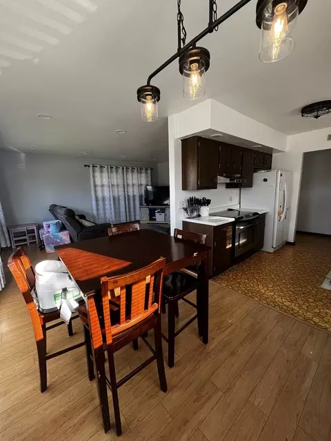 Kitchen - 2014 8th St, Peru, IL 61354 photo 3 of 4
