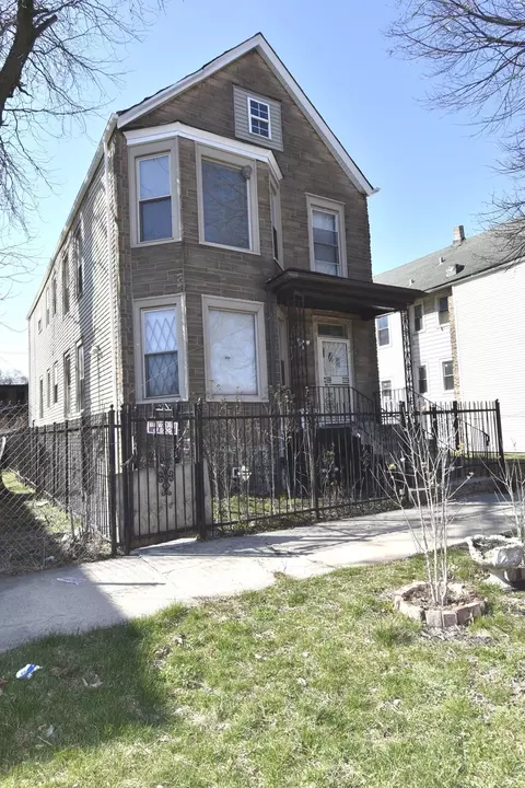 5938 S Laflin St, Chicago, IL 60636