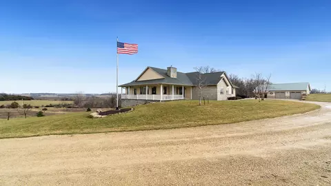 4695 S Massbach Rd, Stockton, IL 61085