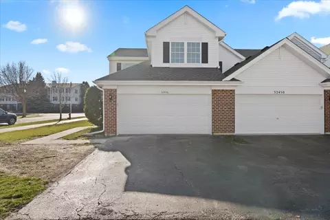 32446 N Rushmore Ave, Lakemoor, IL 60051 photo 2