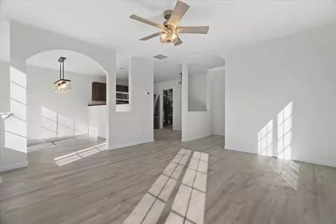 32446 N Rushmore Ave, Lakemoor, IL 60051 photo 8