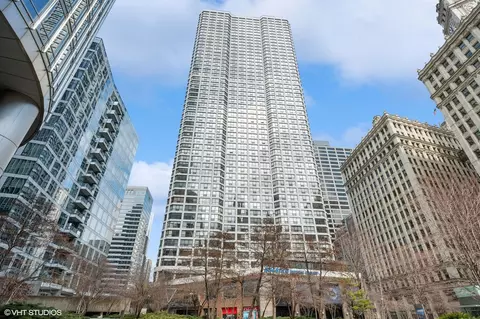 405 N Wabash Ave #2414, Chicago, IL 60611