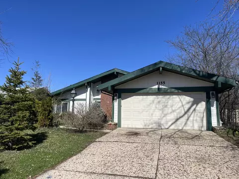 1155 Santa Anita Dr, Hanover Park, IL 60133