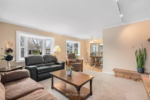 1874 Robert Ct, Aurora, IL 60506 photo 5