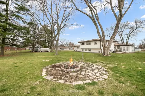 1874 Robert Ct, Aurora, IL 60506 photo 25