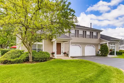 234 Teak Ln, Streamwood, IL 60107