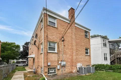 1111 Pitner Ave, Evanston, IL 60202 photo 16