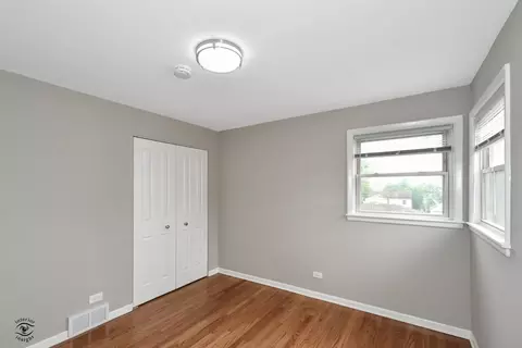 1111 Pitner Ave, Evanston, IL 60202 photo 15