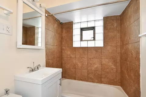 1111 Pitner Ave, Evanston, IL 60202 photo 9